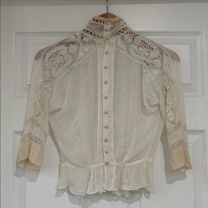 🌹RARE Vintage 1900 Oppenheim, Collins & Co. Elegant Lace Trimmed Cream Blouse🌹